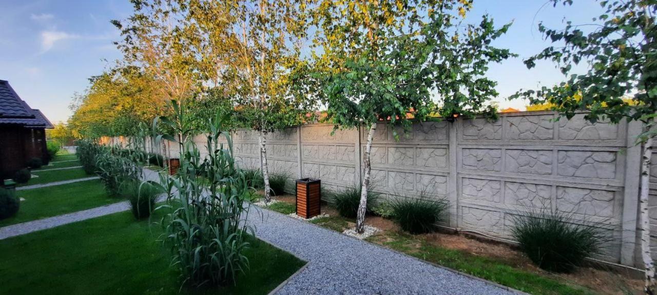Котеджі Арлен Dyyda Exterior photo
